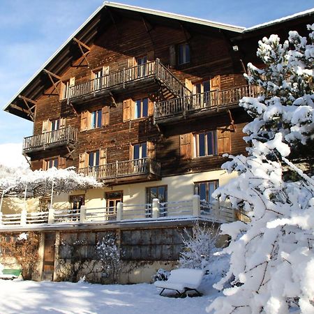 Le Vieux Chalet Bed and Breakfast Embrun Εξωτερικό φωτογραφία