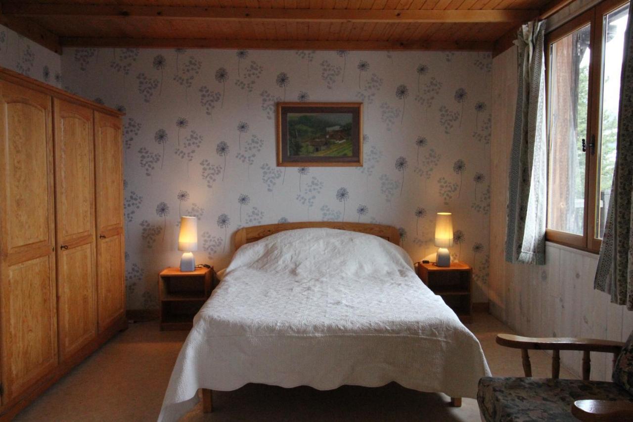 Le Vieux Chalet Bed and Breakfast Embrun Εξωτερικό φωτογραφία