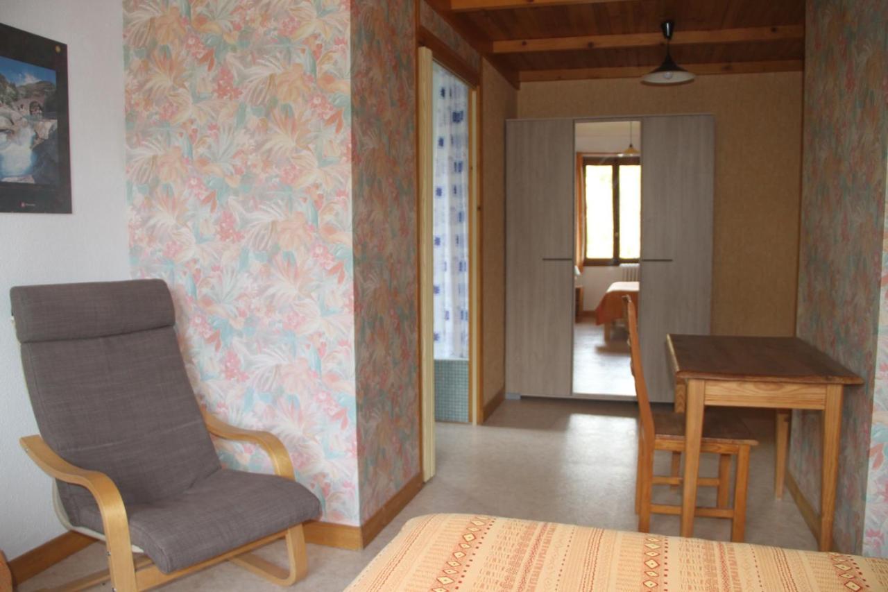 Le Vieux Chalet Bed and Breakfast Embrun Εξωτερικό φωτογραφία